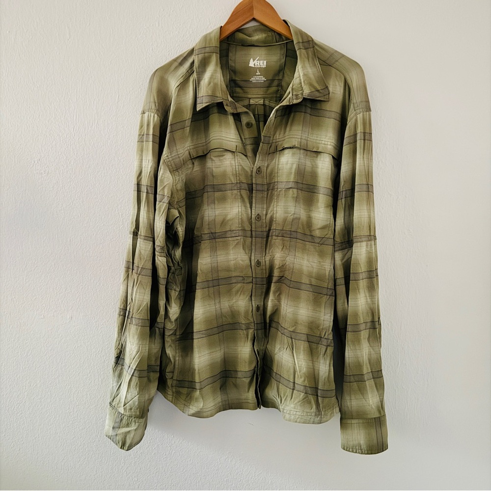 REI Cooperative Green Plaid Hiking Long Sleeve Vented Shirt